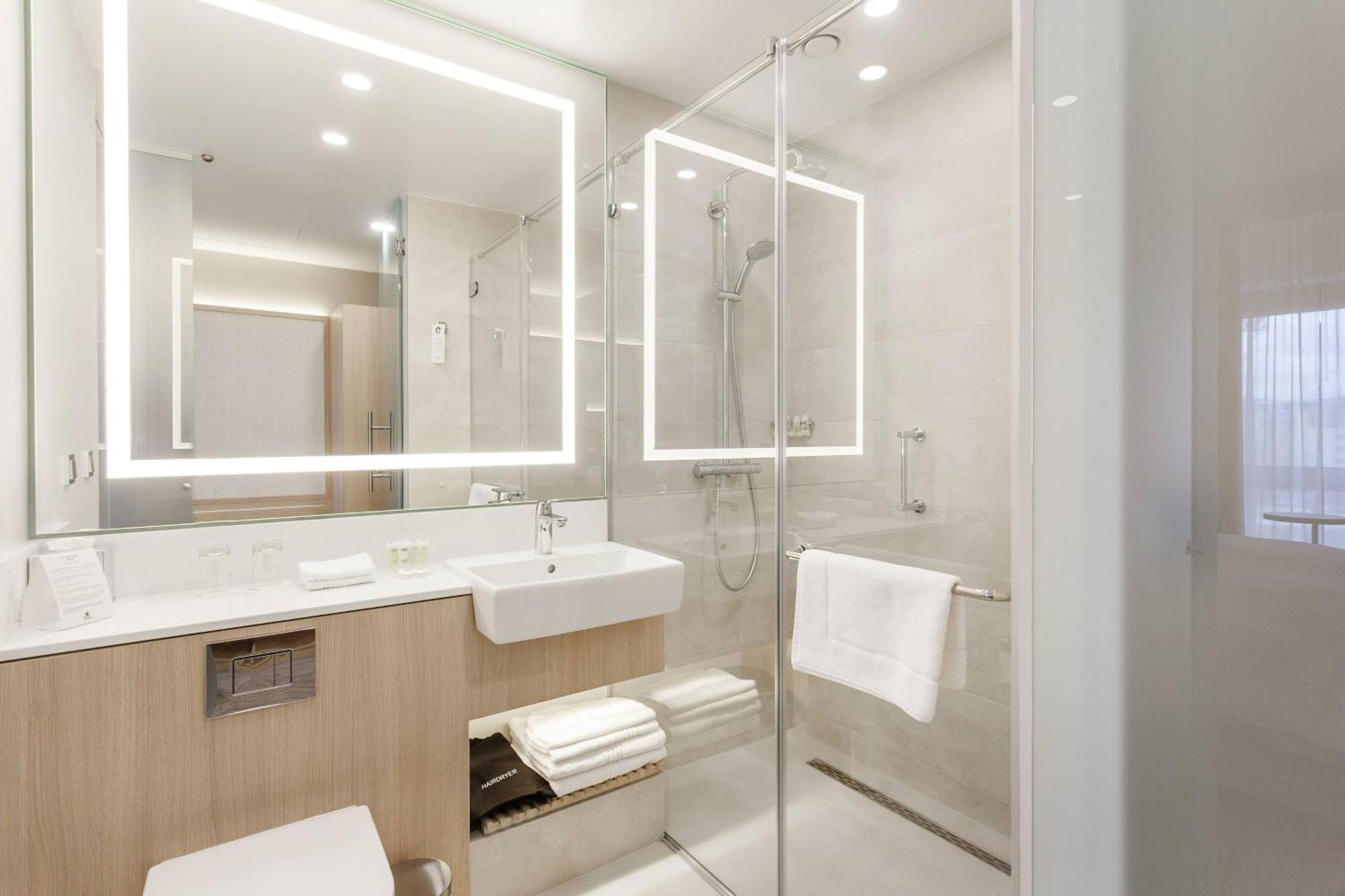 Courtyard By Marriott Vilnius City Center Kültér fotó