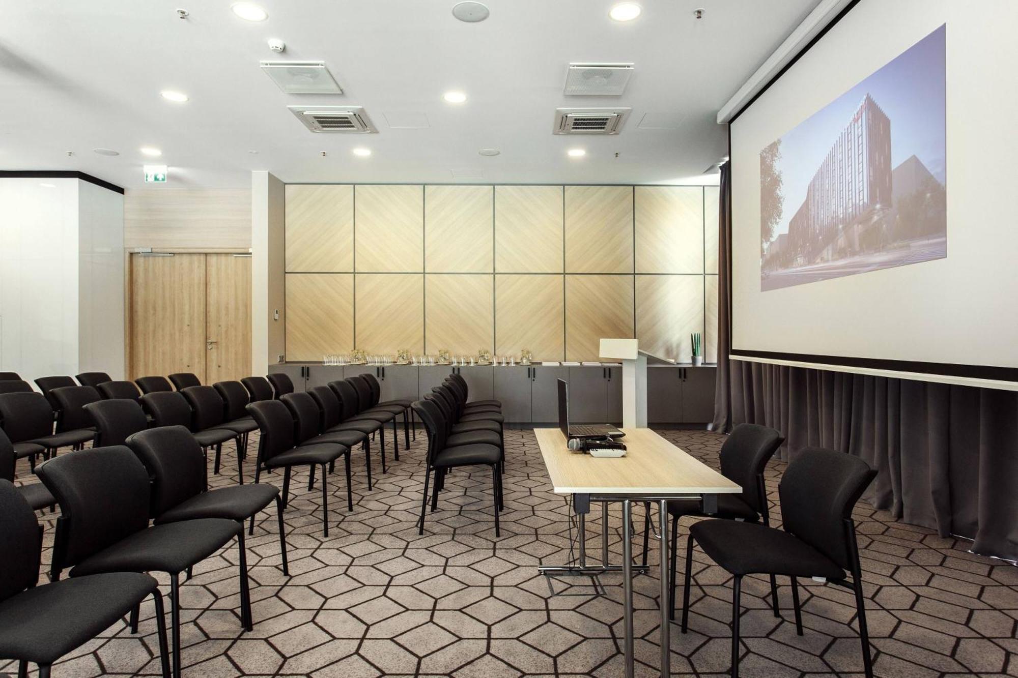 Courtyard By Marriott Vilnius City Center Kültér fotó