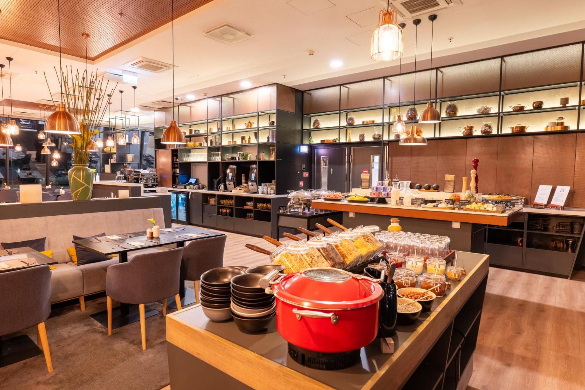 Courtyard By Marriott Vilnius City Center Kültér fotó