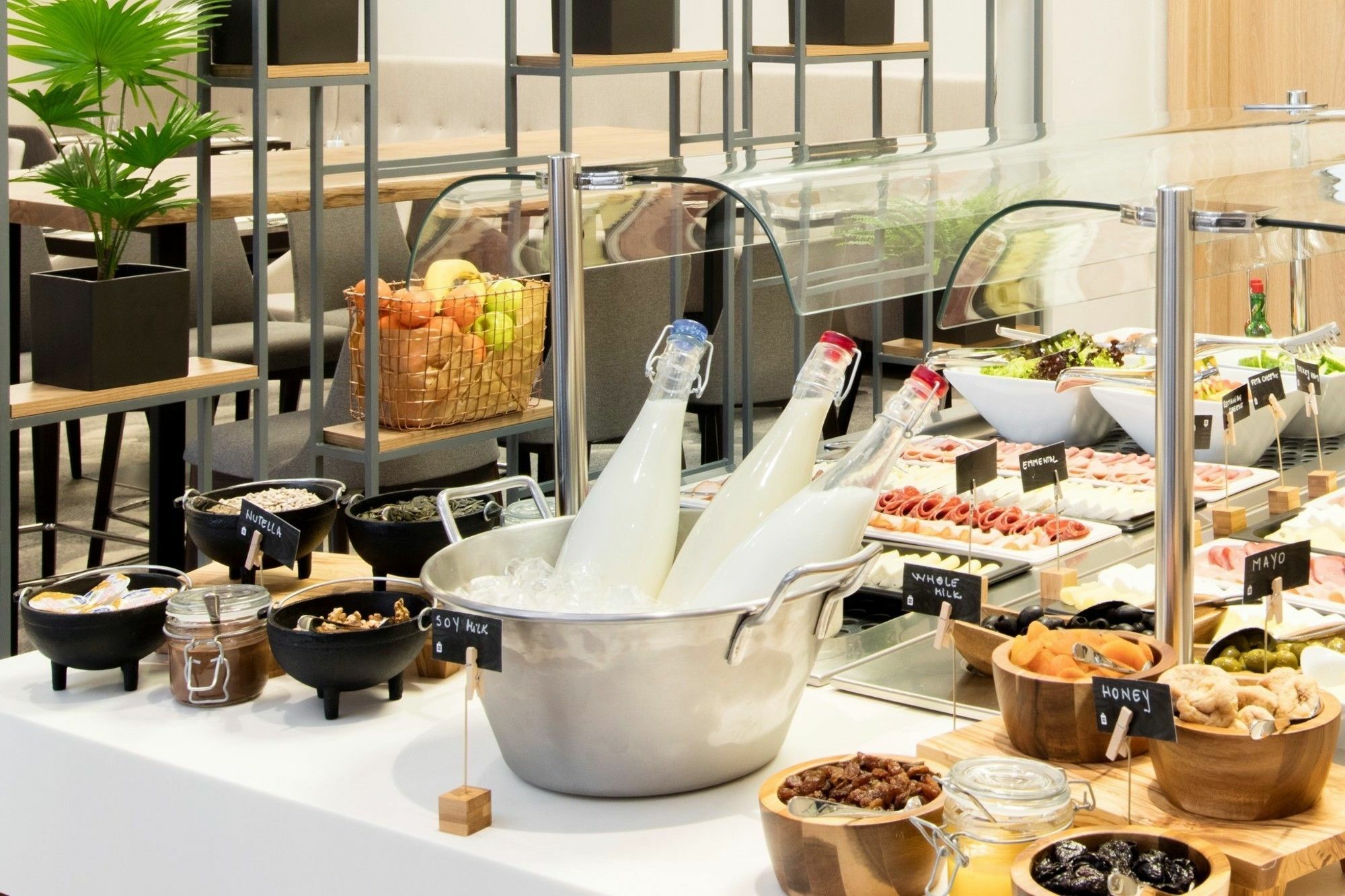 Courtyard By Marriott Vilnius City Center Kültér fotó